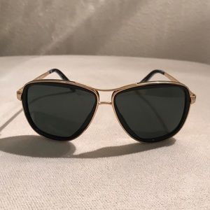 Black and gold Tory Burch sunglasses